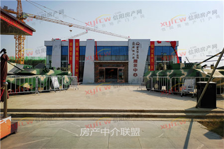 羊山新区林溪佳苑信钢嘉园2期证齐房东急售精装修出售